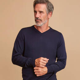 Pull en laine merinos homme col V