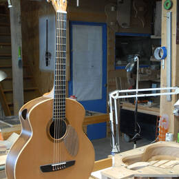 Les guitares acoustiques Made in France
