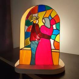 Lampe en vitrail Tiffany : Une romance ?