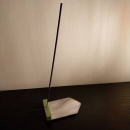 Support brule encens N°4, socle en vitrail