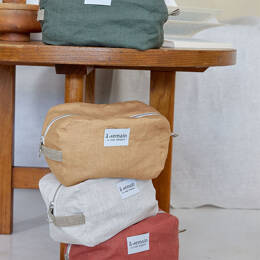 Trousse de toilette en lin