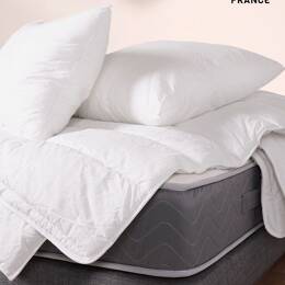 Pack couette 240x220 cm et oreillers 65x65 cm