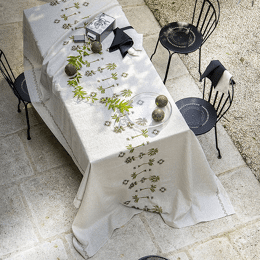Nappe unie en lin brodé Barbade
