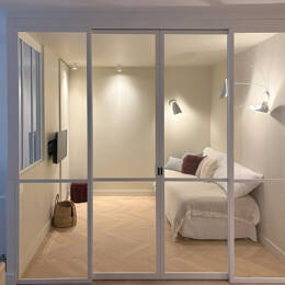 Cloison vitrée avec portes coulissantes N°115