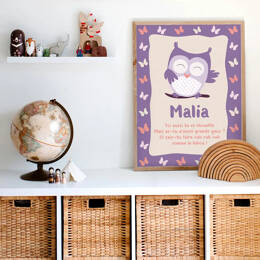 Poster ou cadre comptine parme d'une chouette aux grands yeux