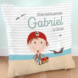 Coussin prénom pirate partant à l'école