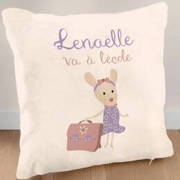 Coussin fille souris élégante spécial rentrée des classes