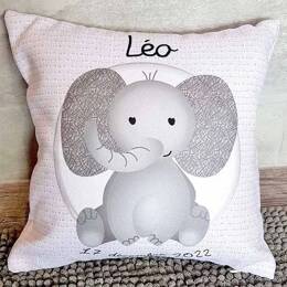 Coussin éléphant bébé personnalisé gris