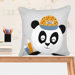 Coussin personnalisé du petit panda allant à l'école