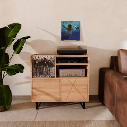 Meuble d’écoute – 300 vinyles