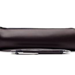 Grande trousse ronde en cuir marron foncé