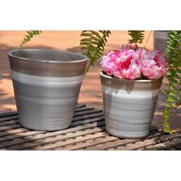 Vase en forme de V Gris et Beige - Odyssée Esprit et Délicatesse - Poterie