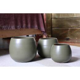 Pot en terre cuite rond et large Kaki Mat - Cancale Mat’essence Green - Poterie