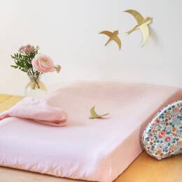 Housse de matelas à langer en gaze de coton bio rose poudre