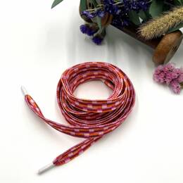 Lacets plats roses - 110 cm de long, 15 mm de large - Émilie