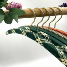 Lot de 5 cintres : Malo, Mala, Maly, Malika, Malvin