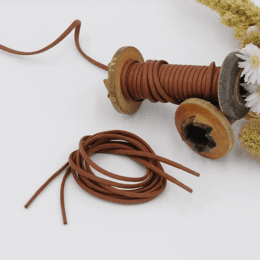 Lacets ronds cirés - Trois tailles : 50, 75 et 80 cm - Couleurs disponibles : marron foncé, marron clair, jaune et noir