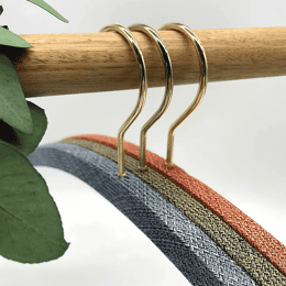 Lot 3 cintres Macha, Maëlys, Marrene