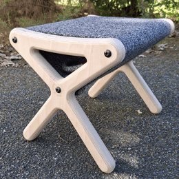 Tabouret éco-conçu pour enfant – Jeanne