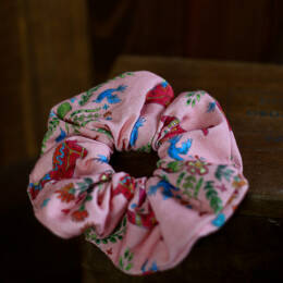 Chouchou Mila - Motif chevaux fond rose