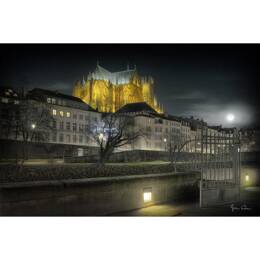Tableau sur toile 45x65 cm - Tableau quai cathédrale Saint-Étienne de Metz - Impression sur toile murale décorative avec châssis en Bois - Fabriqué en