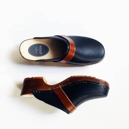 Sabot Breton bleu marine et bride contrastée