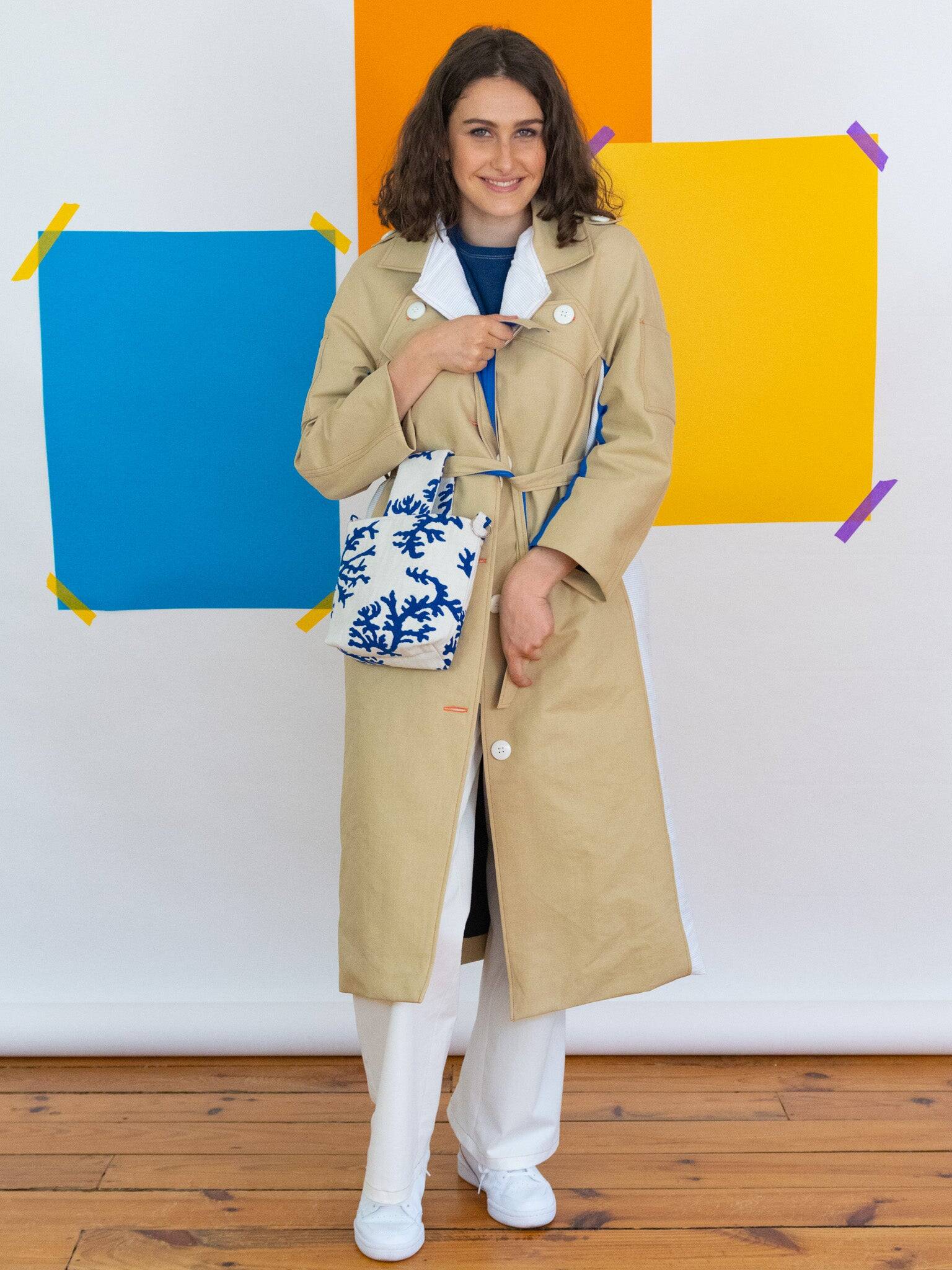 Manteau made deals in france